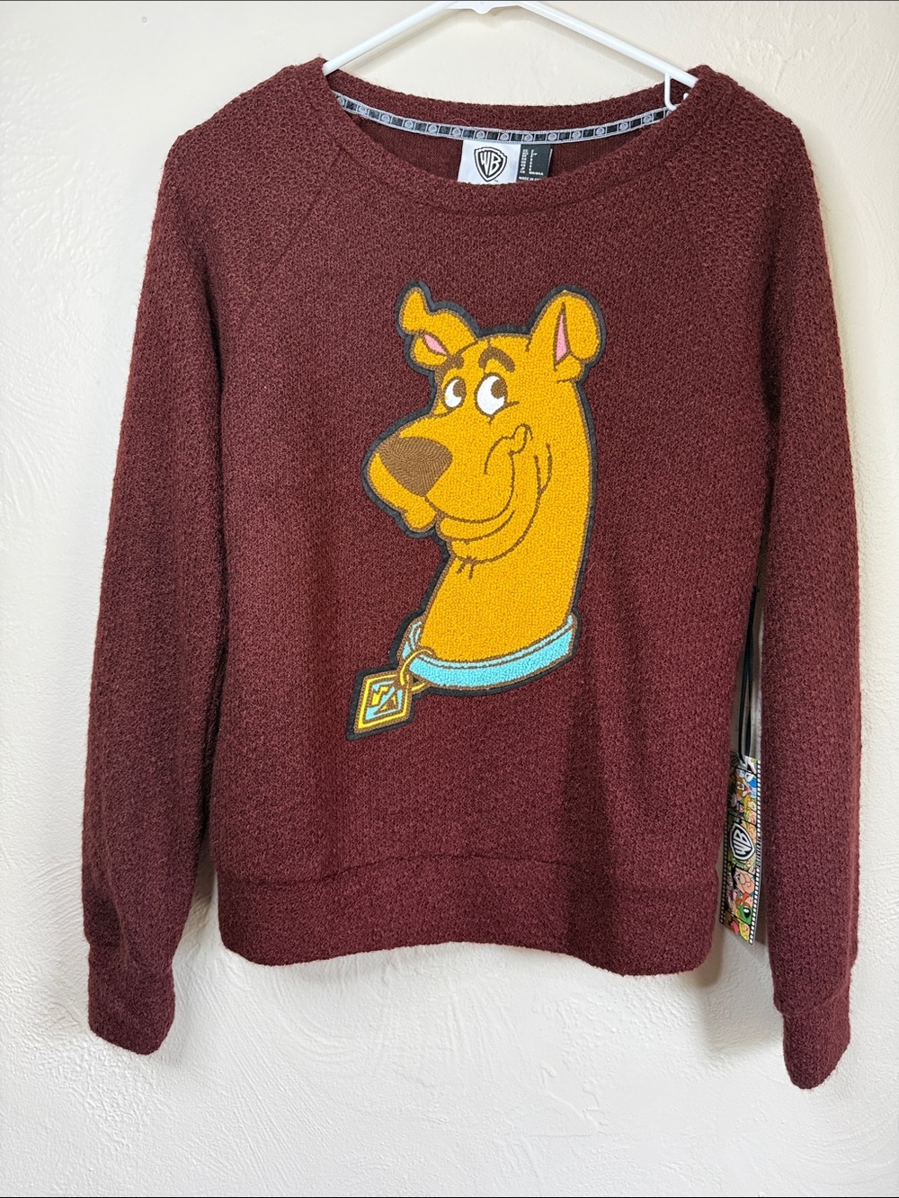 WB x Forever 21 Scooby-Doo Fuzzy Knit Sweater Size Small NWT